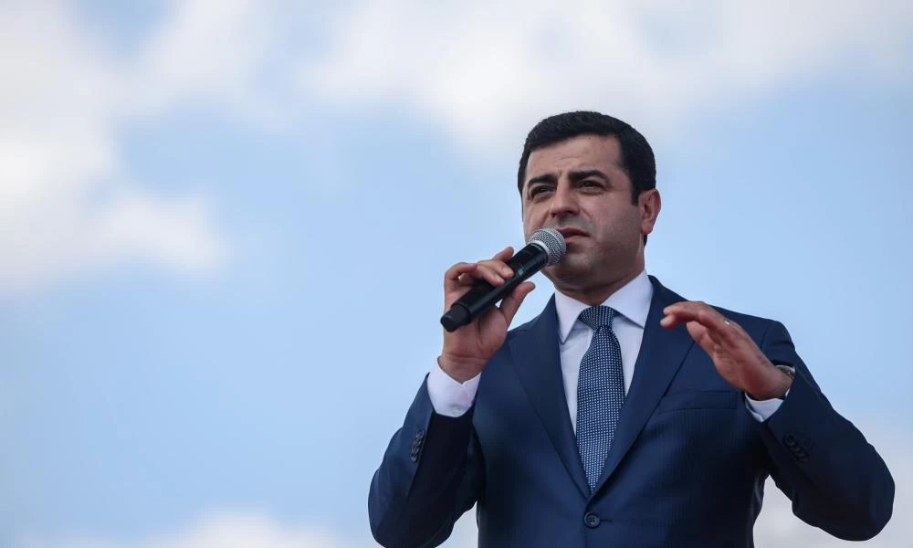 ''Κλείνουν'' το κουρδικό κόμμα οι Τούρκοι!